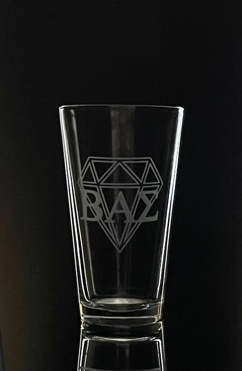 Double Black Diamond - Pint Glass for Beer - Unique Skiing Themed Deco -  bevvee